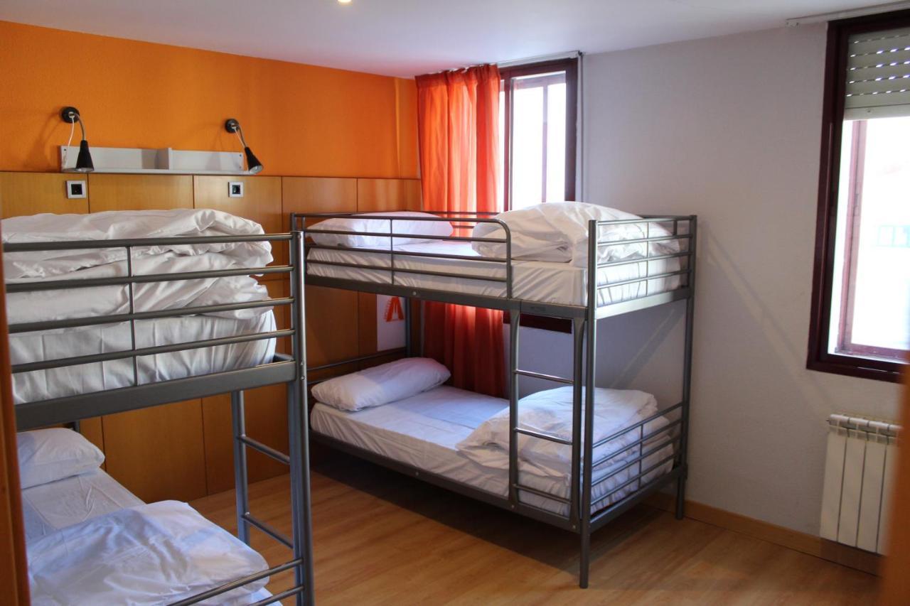 Mola! Hostel Burgo المظهر الخارجي الصورة