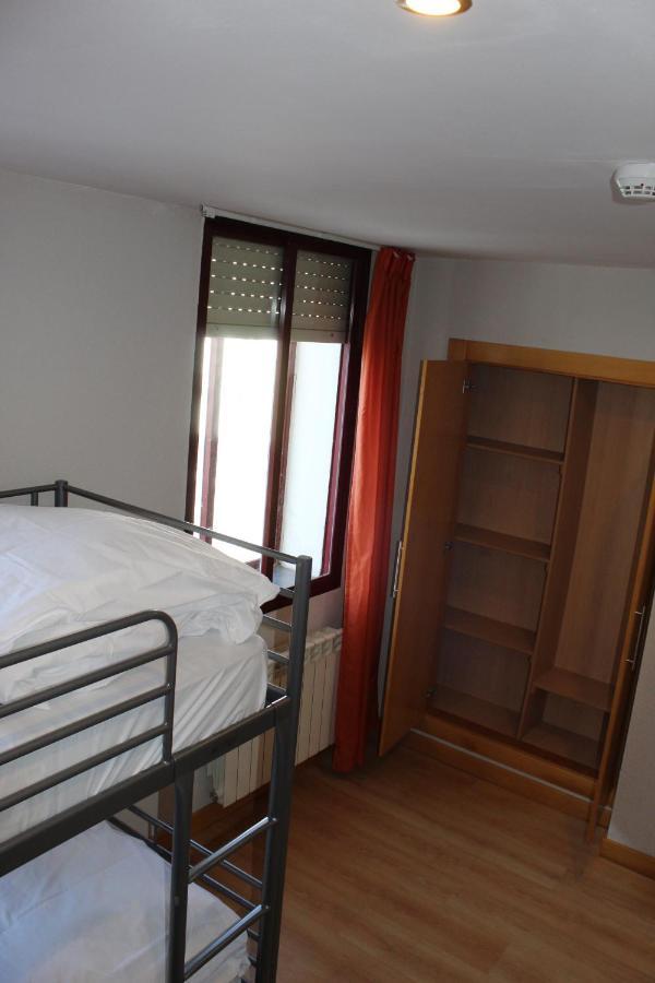 Mola! Hostel Burgo المظهر الخارجي الصورة