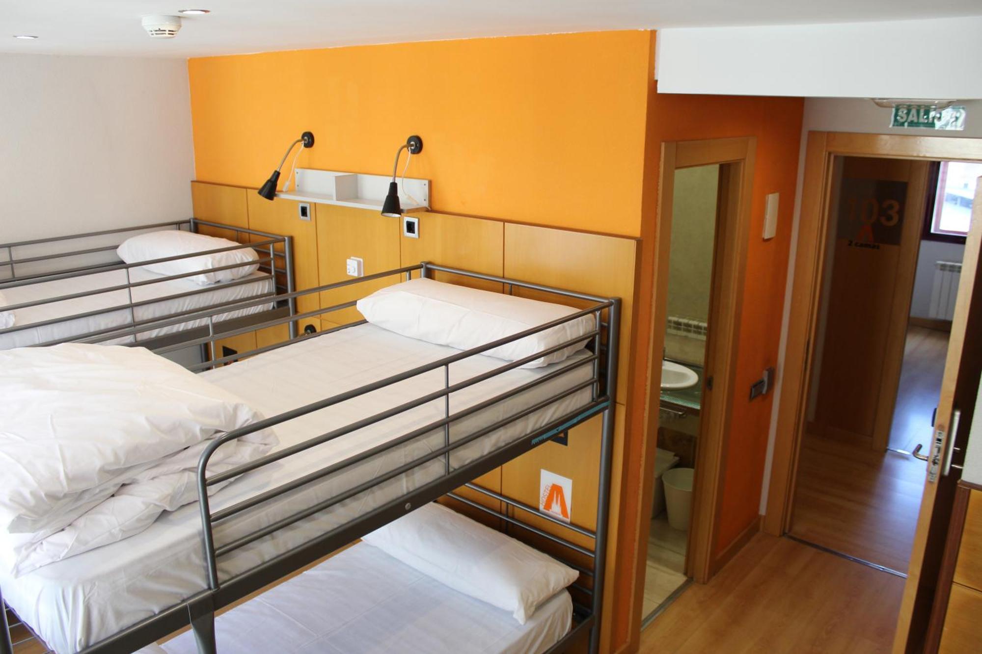 Mola! Hostel Burgo المظهر الخارجي الصورة